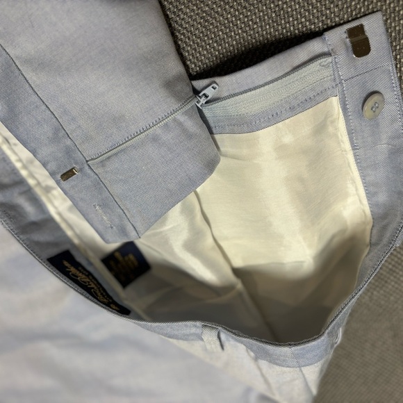 BROOKS BROTHERS NWT Oxford blue dresss shirt skirt. 100% cotton. Size 12. - Picture 6 of 8